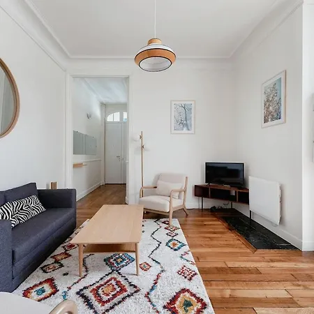 Charming Ground Floor Rue Du Faubourg Saint Honore Apartment
